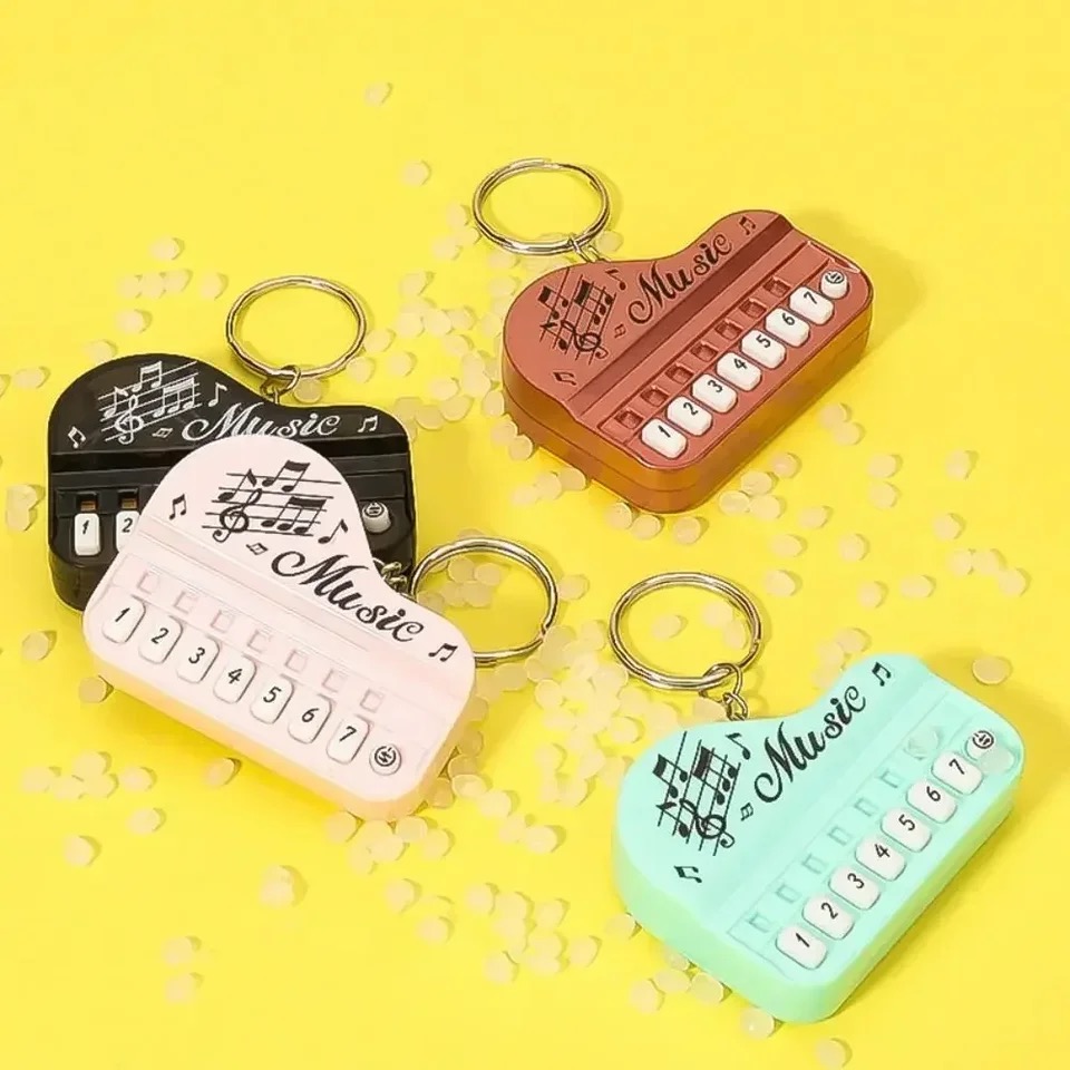 1 Pezzo Mini Portachiavi Piano - Musical Instruments Game recensione e prezzo