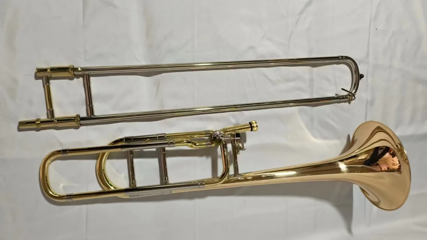 Trombone in Offerta, Vari Stil - Musical Instrument Logo recensione e prezzo